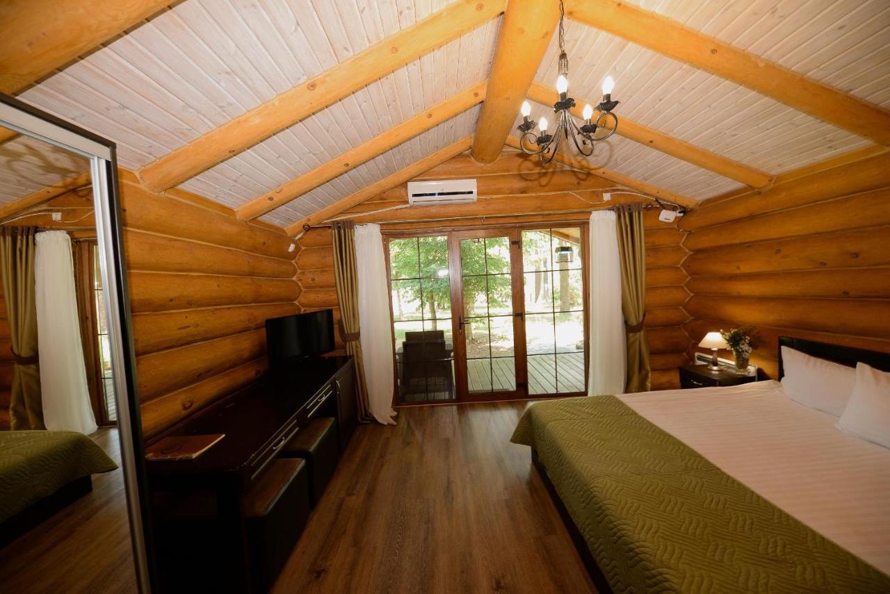 Resort Stariy Prud Pylypovychi 外观 照片