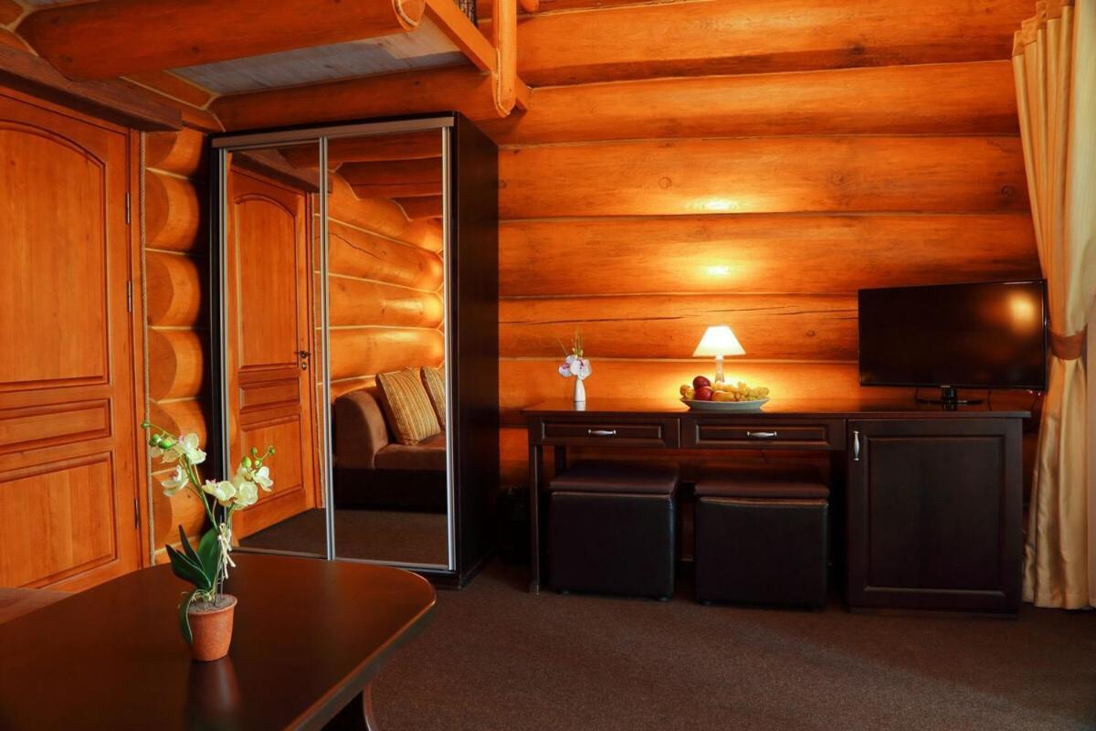 Resort Stariy Prud Pylypovychi 外观 照片