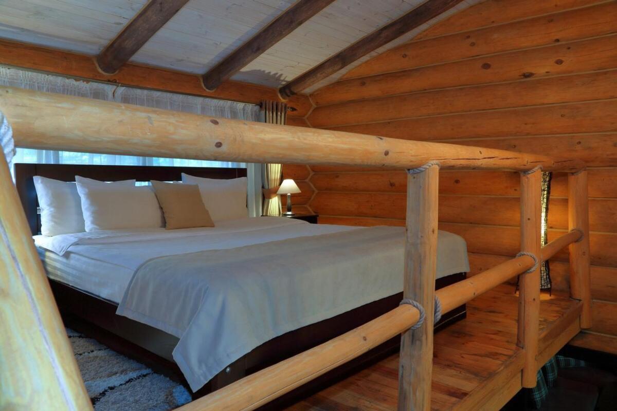 Resort Stariy Prud Pylypovychi 外观 照片