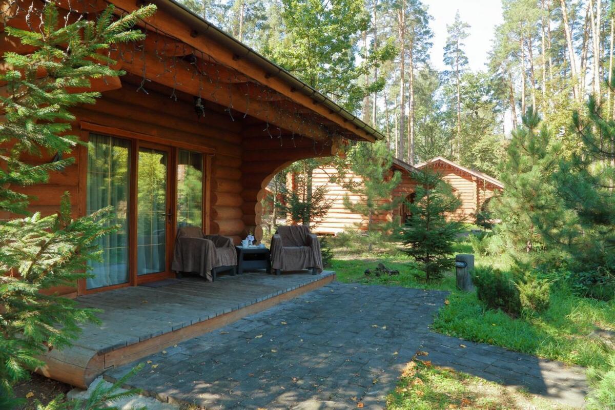 Resort Stariy Prud Pylypovychi 外观 照片